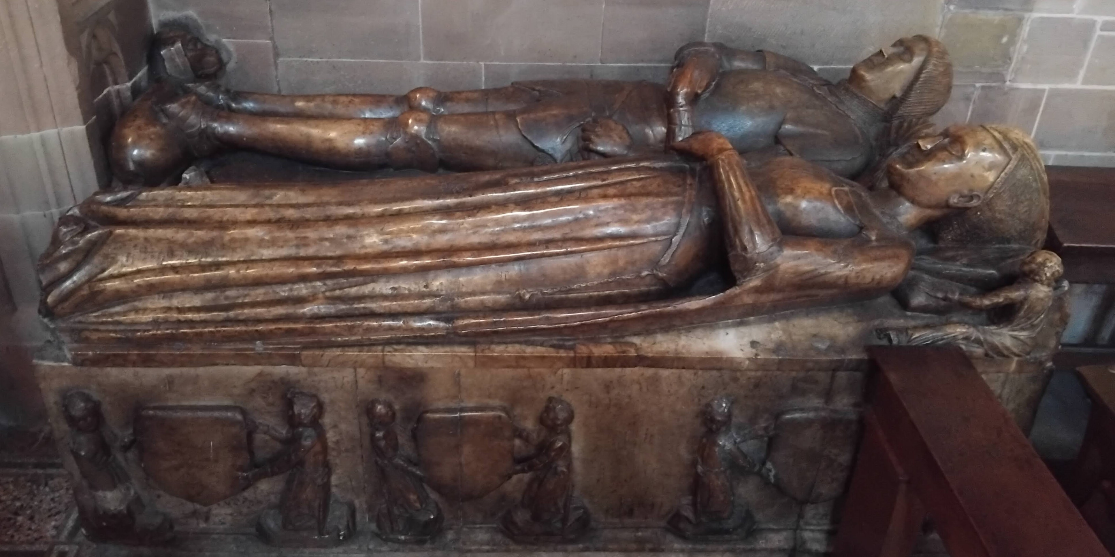 Photo of Savage memorial